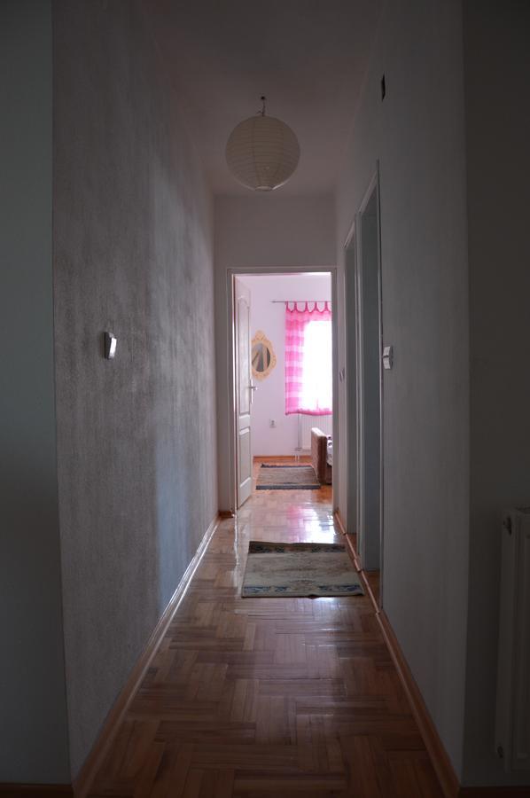 Poseidon Apartment Ni Esterno foto