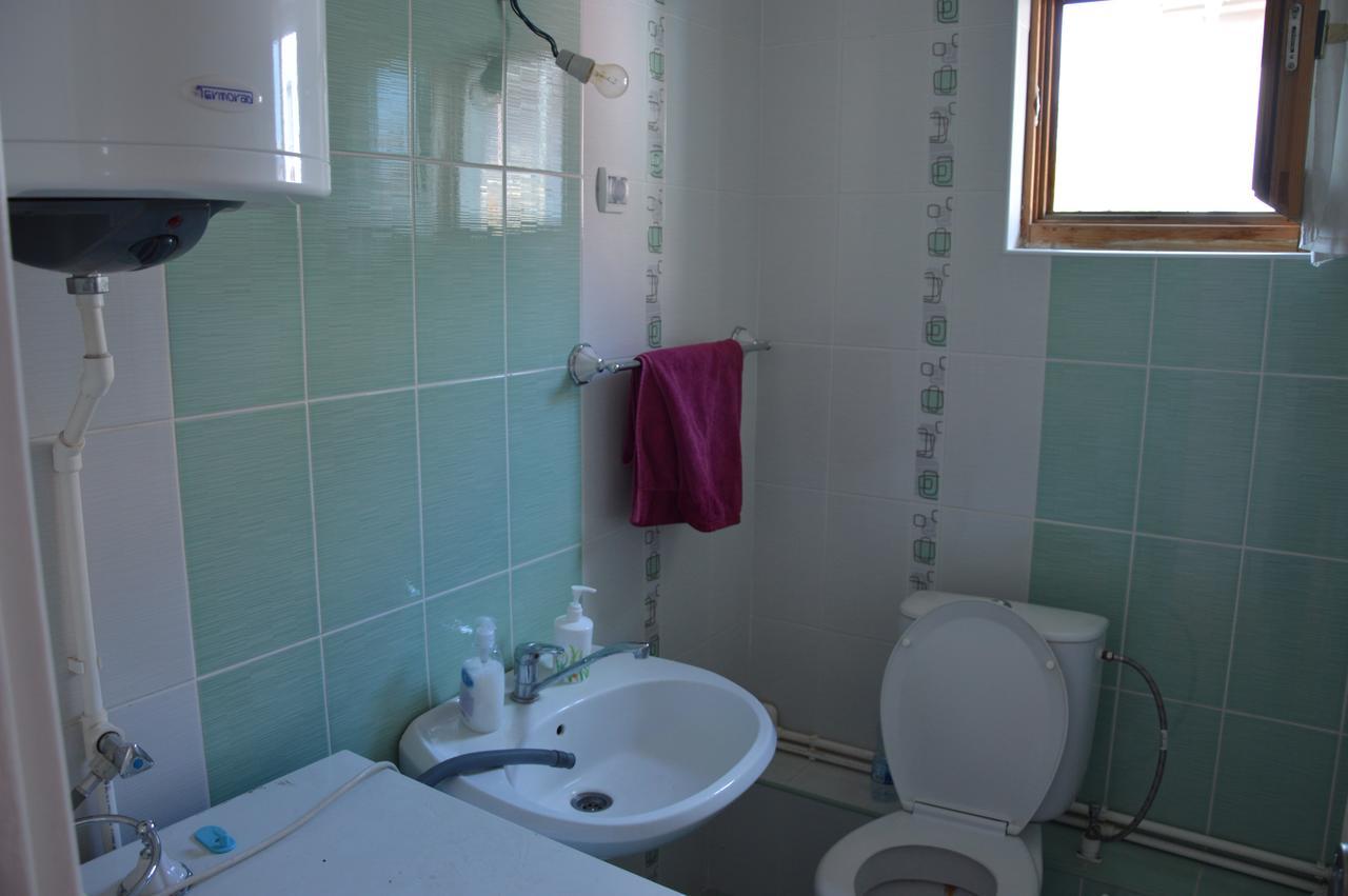 Poseidon Apartment Ni Esterno foto