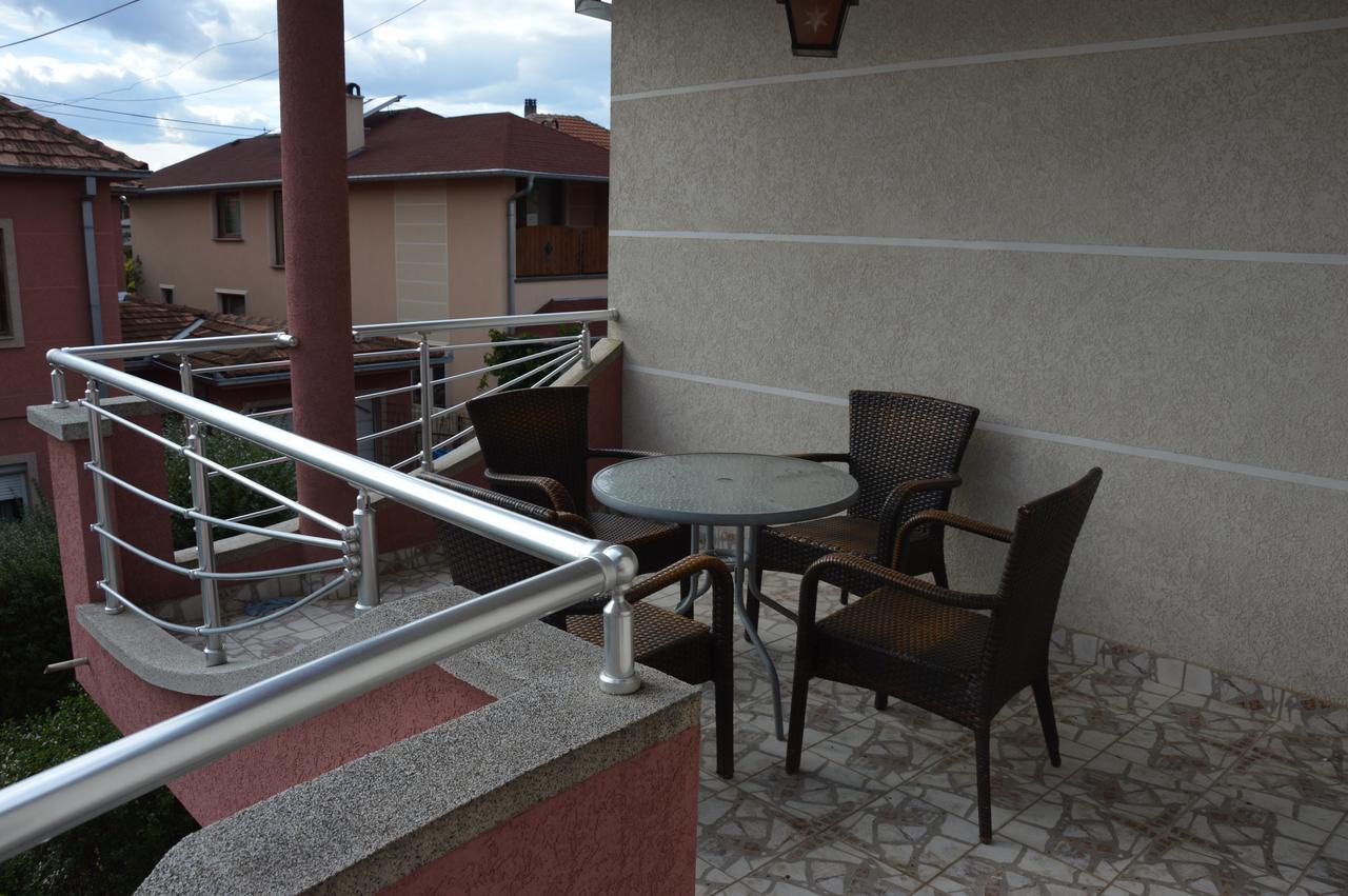 Poseidon Apartment Ni Esterno foto