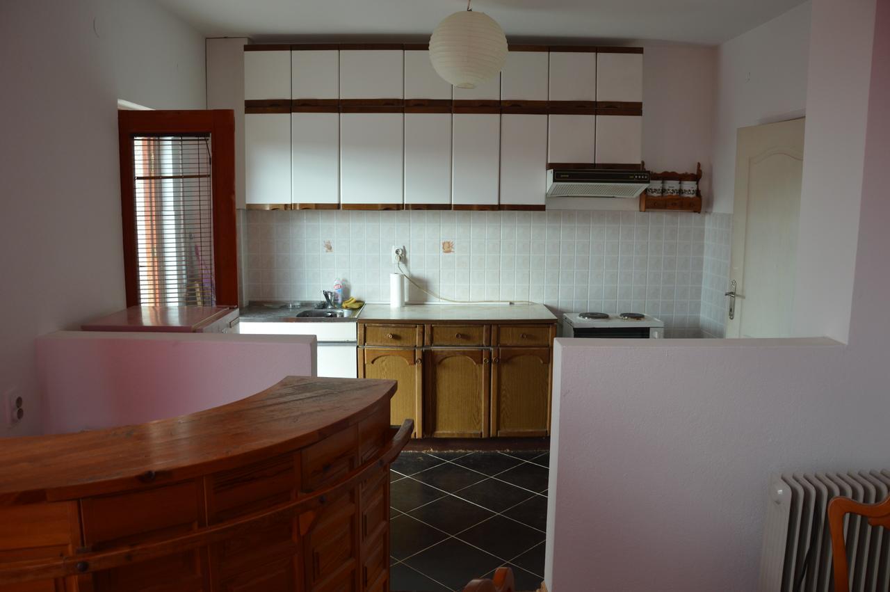 Poseidon Apartment Ni Esterno foto