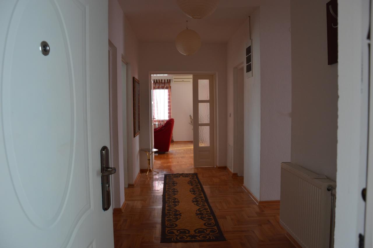 Poseidon Apartment Ni Esterno foto