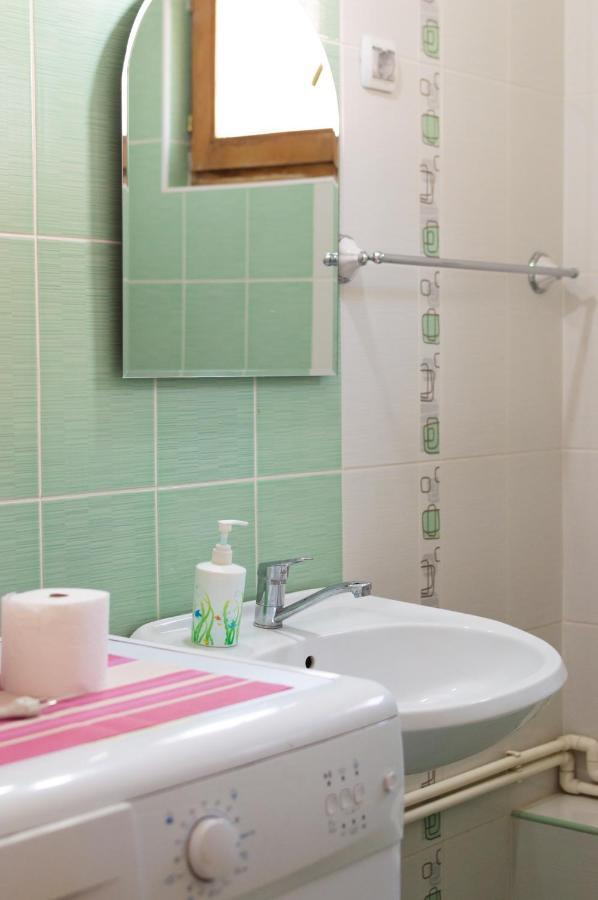 Poseidon Apartment Ni Esterno foto
